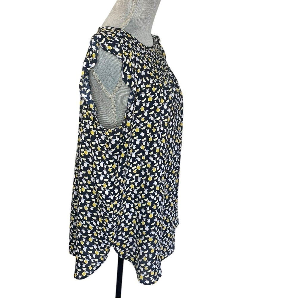 LOFT Women's Black, White, Yellow Lemon Print Flutter Cap sleeve top--Sz Med - Picture 4 of 13